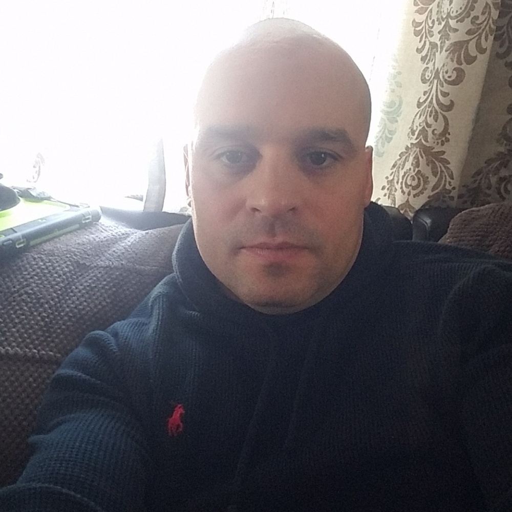 Meet your Posher, Luis